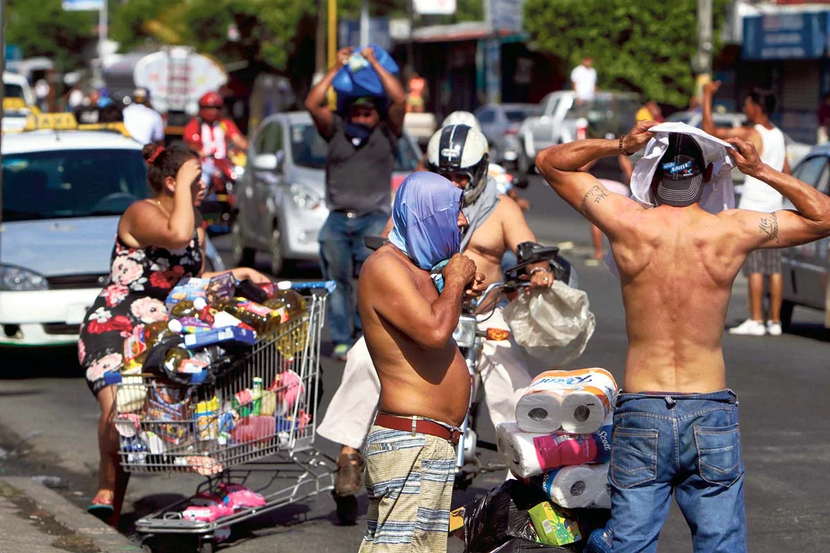 Un Juventud Sandinista fue sin querer a la marcha nacional #SOSNicaragua. Esta es su historia …