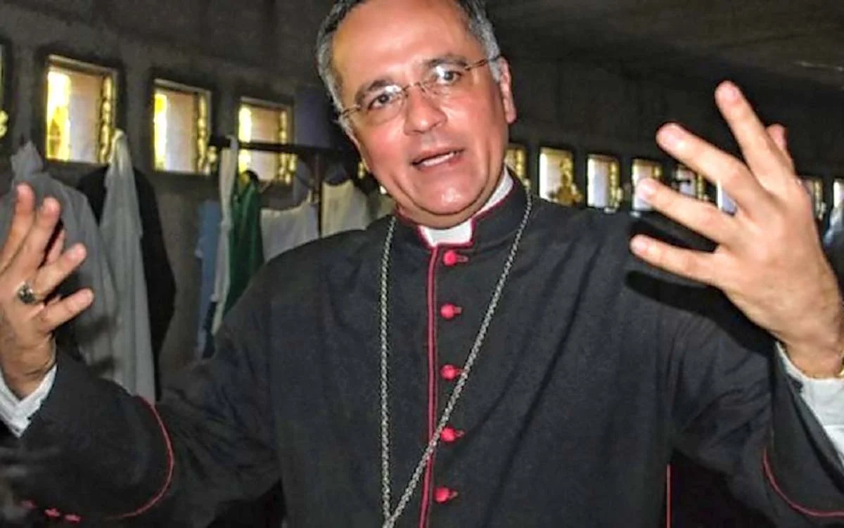 La verdadera razón por la que el Papa Francisco se lleva al padrecito Silvio Báez al Vaticano